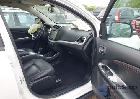 2015 Dodge Journey R/T из США, поврежденный, VIN 3C4PDCEG3FT540349